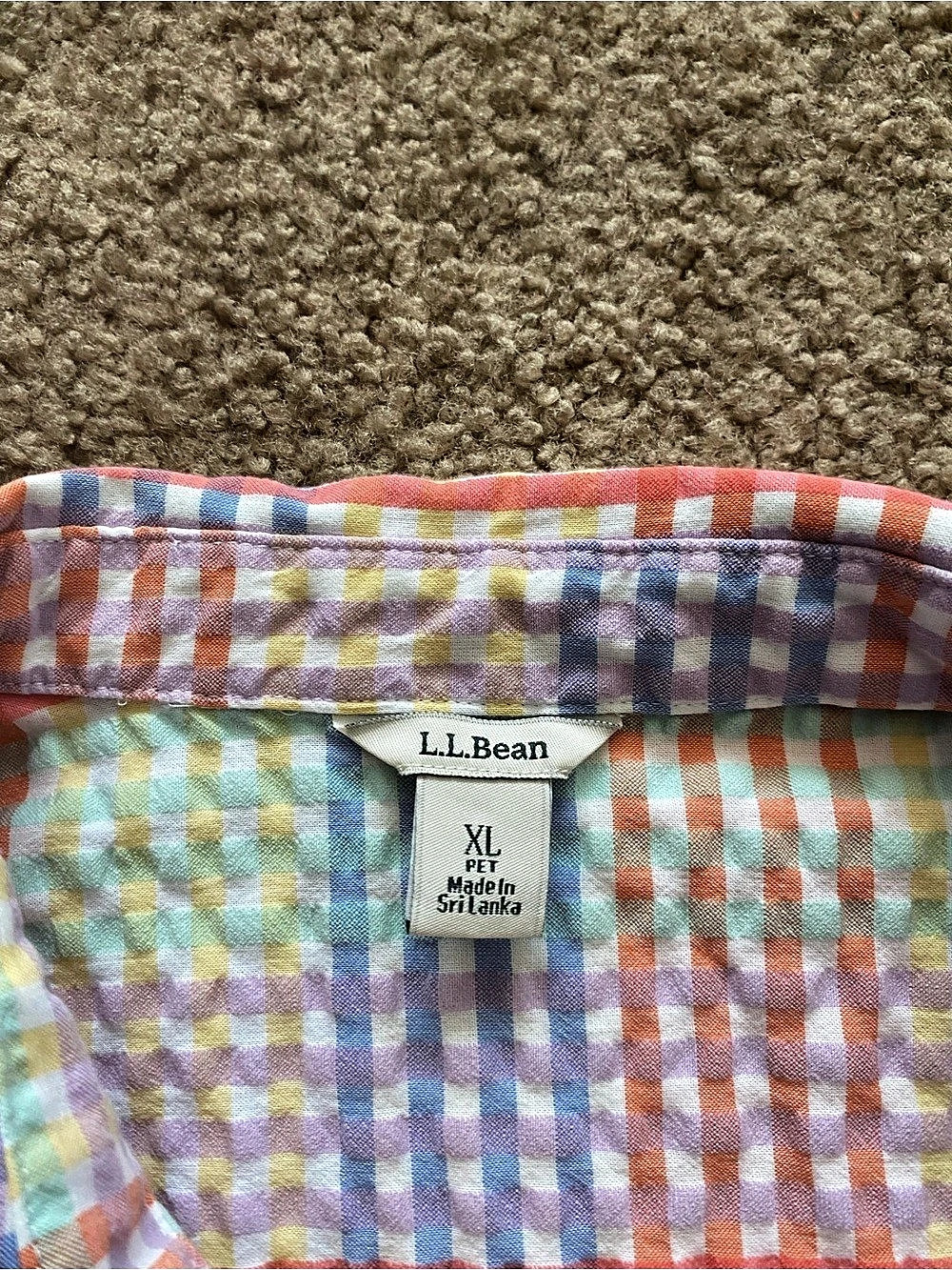 L.L.Bean Plaid Cotton Button Down XL PET Like New - Picture 3 of 10